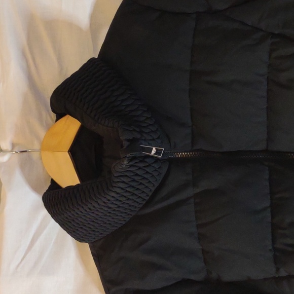 Michael Kors Lady's  Black Puffer Coat w/Quilted Collar - Size Large - Picture 3 of 16